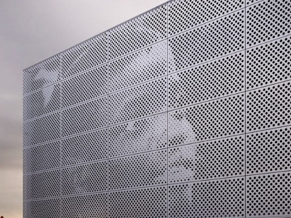 Thi công mặt dựng Aluminium